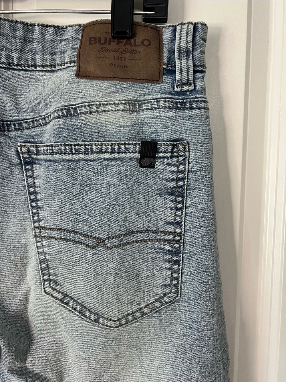 Buffalo David Bitton Light Wash Blue Denim Shorts - Picture 5 of 7